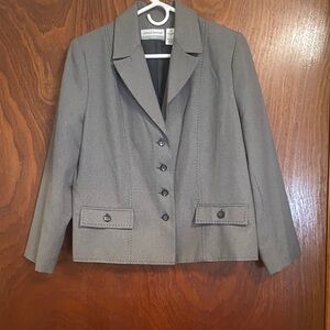 Alfred Dunner women’s size 10P blazer/jacket